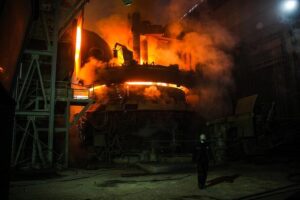 V industrijskem okolju prenašajo dimniške cevi največje obremenitve